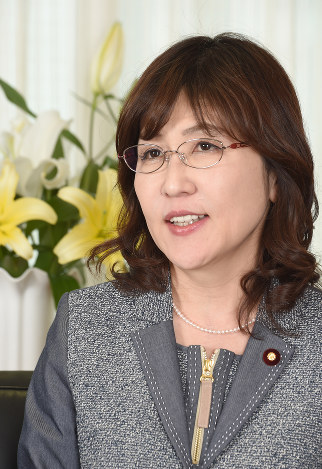 改憲へ野党含めた勢力結集必要…首相、認識示す 2016年04月30日 08時40分
