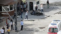自動車爆弾で２人死亡＝ＩＳか、警察狙う－トルコ南部