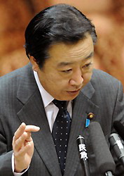 消費増税法案：退路断った首相