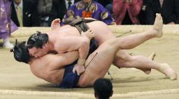 【大相撲春場所】 初優勝逃した鶴竜「経験の違いですかね」