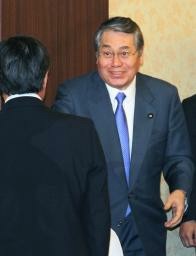 防衛相「沖縄北部振興に全力」…名護市長らに