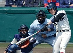 大阪桐蔭が５―２とリード 選抜高校野球大会決勝