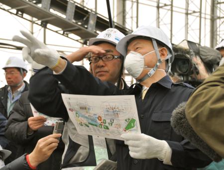 富山で岩手のがれき処理へ 住民同意条件、覚書交わす