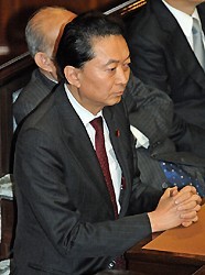 鳩山氏招致に応ぜず＝民主・城島氏