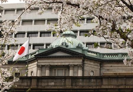 日銀、買い入れ基金増額５兆円軸 追加緩和きょう決定