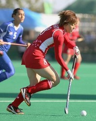 ホッケー:日本女子連勝 マレーシアに８−０