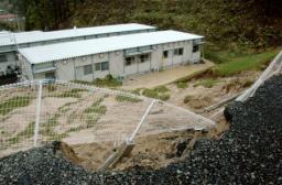 東北、北海道で大雨 仮設住宅で土砂崩れ