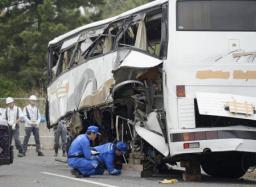 陸援隊、複数の日雇い運転手…高速バス７人死亡事故