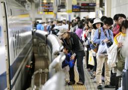 ＧＷの鉄道・航空利用、震災前の水準に戻る