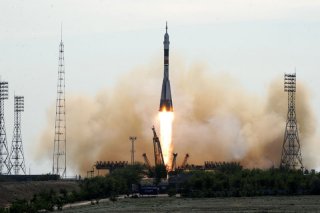 ロシアの宇宙船ソユーズ、打ち上げ成功