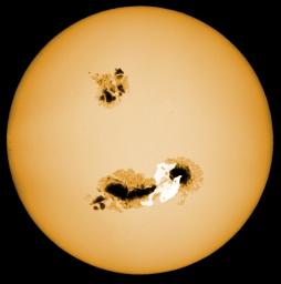 太陽で「スーパーフレア」の可能性