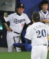 高木監督「悔い残る」大島本塁憤死で平野コーチに怒！…中日