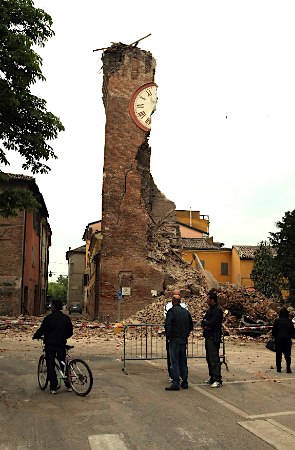 イタリア北部でM6.0の地震 余震続き、被害拡大の懸念も