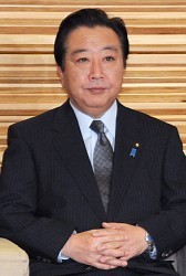 午後から野党側質疑、問責２大臣は？