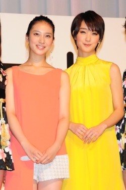 武井咲&amp;剛力彩芽も応援! 6000人から選抜されたモデルガールズがデビュー