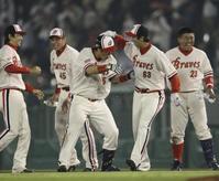 李大浩サヨナラ打 阪急復刻ユニで劇勝