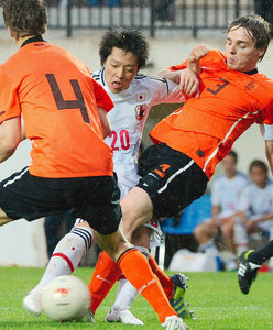 日本、オランダ破る Ｕ－２３、３－２で白星