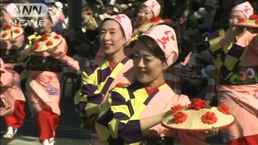 “東北六魂祭”追悼と復興祈り込めパレード盛大に