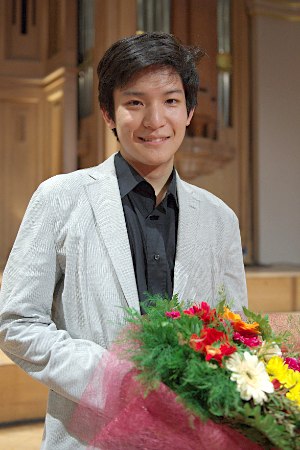 成田達輝さん、バイオリンで２位