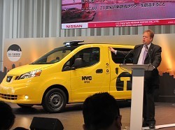 日産:本社でＮＹタクシーを国内初公開 ＥＶ転用も可能