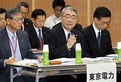 東電値上げ:「利益の大半家庭から。認められぬ」公聴会