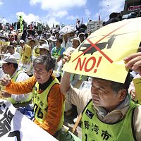 オスプレイ配備中止を、宜野湾で市民大会