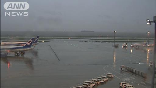 台風4号 飛行機は300便以上欠航 交通にも乱れ