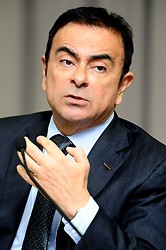 役員報酬９億８７００万円 日産、ゴーン社長