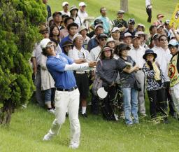 男子ゴルフ:日本、初日リード許す 日韓対抗戦