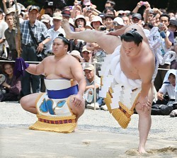 旭天鵬、出稽古で「横綱に受けてもらう」…名古屋場所８日初日