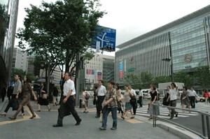 路線価 博多駅前６．４％増 新幹線効果 九州平均は３．４％減