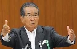 石原知事「ガラガラポンのガラガラが始まった」